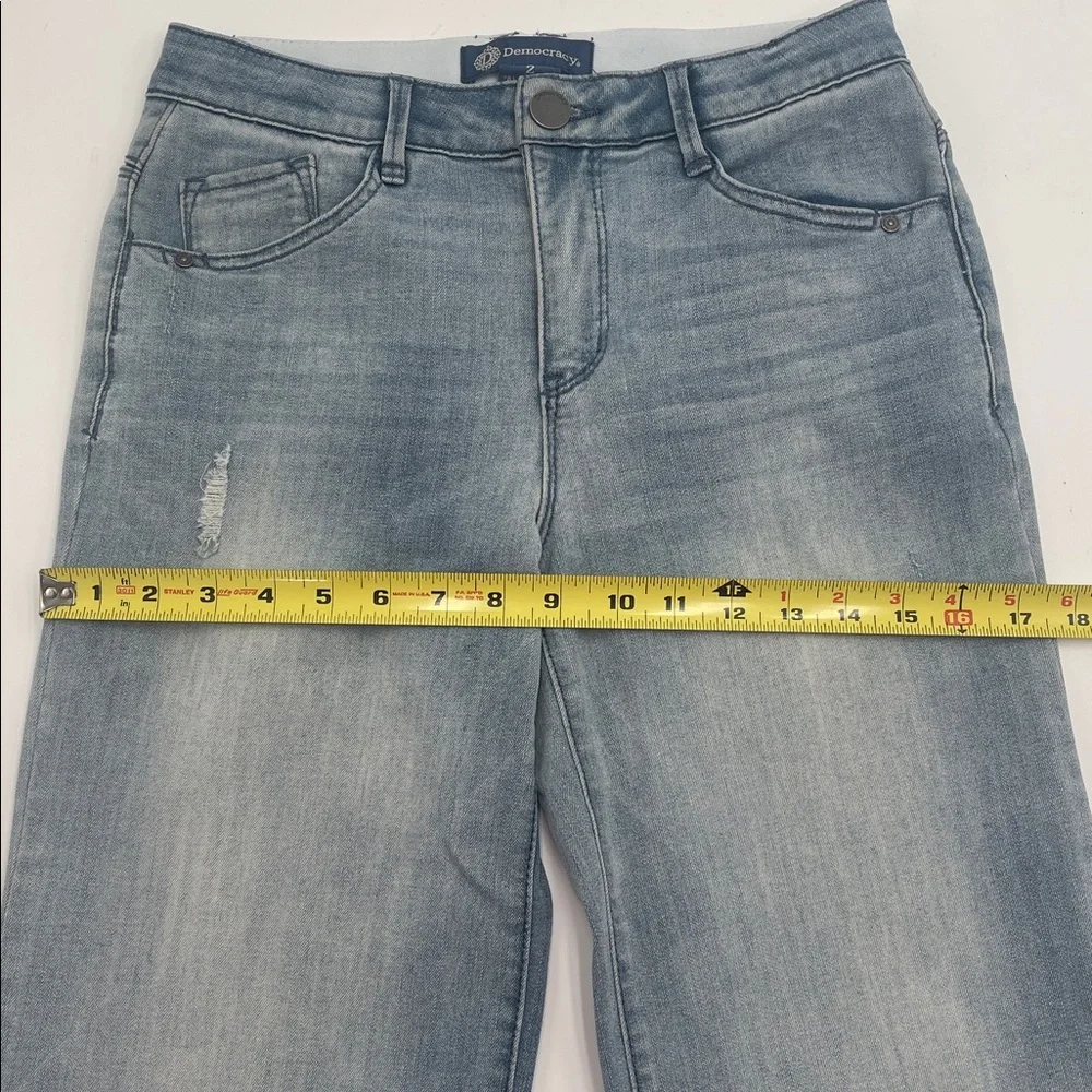 Democracy “Ab”solution Wide Leg Jeans Size 2 Light Wash - Picture 6 of 9